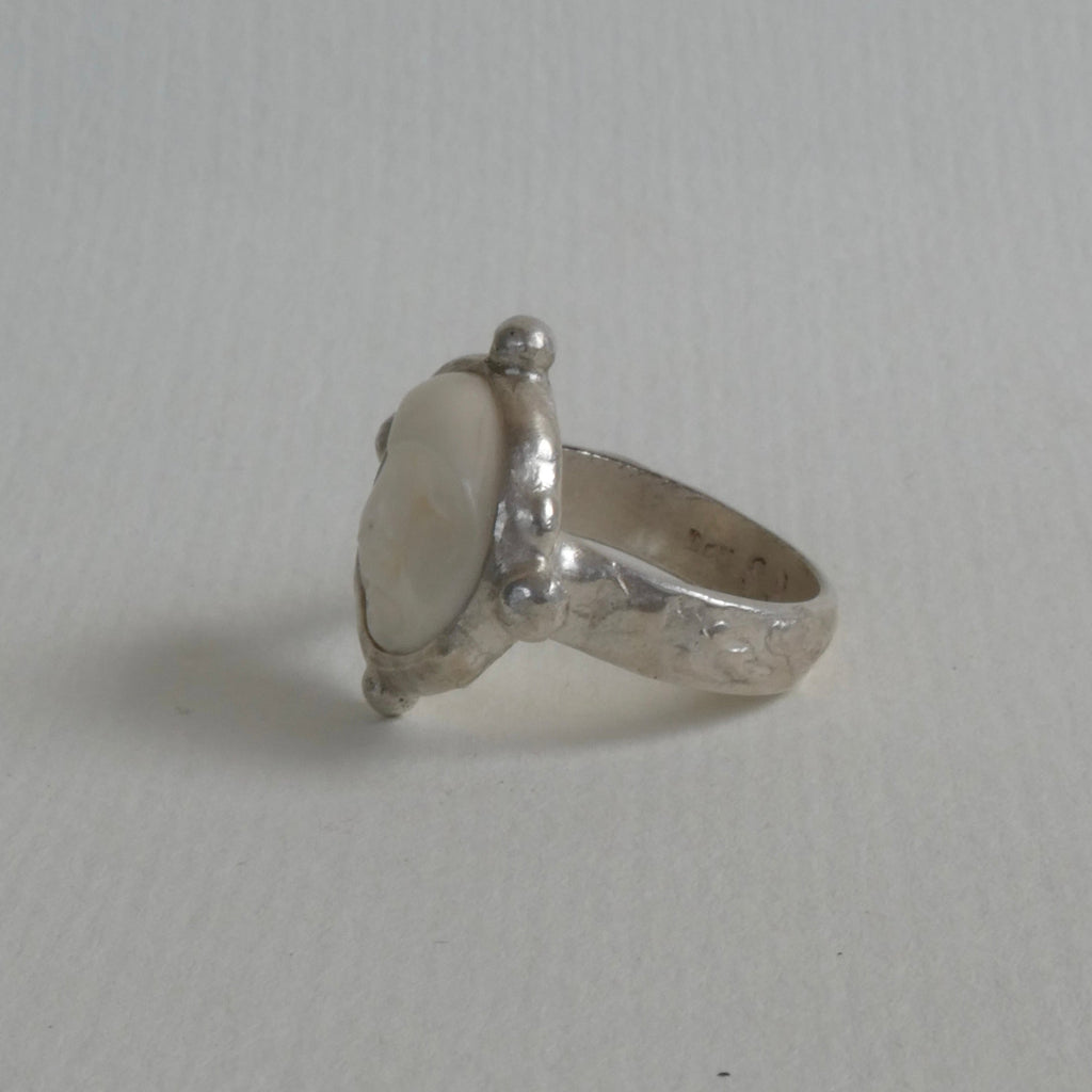 The Moonface Ring