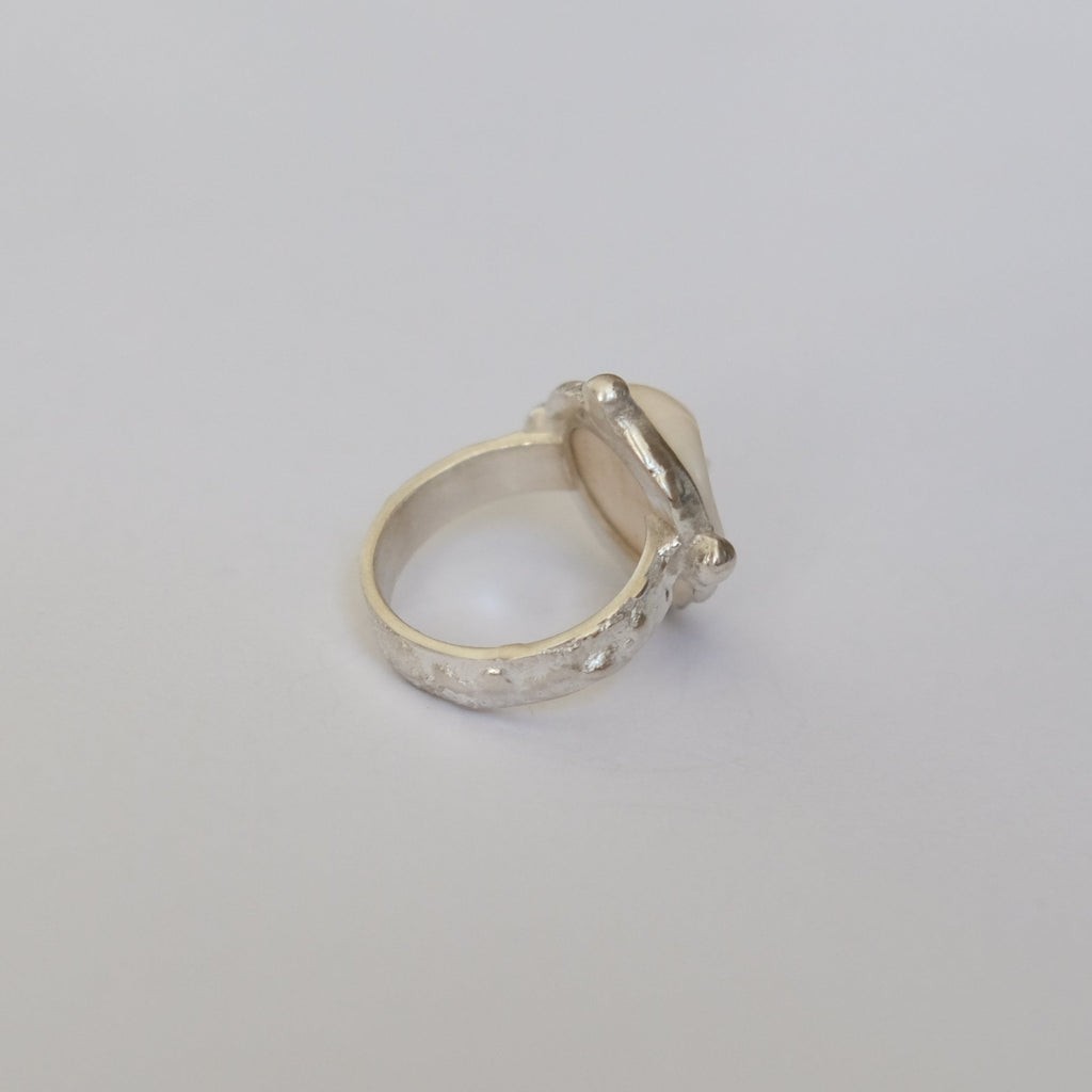 The Moonface Ring