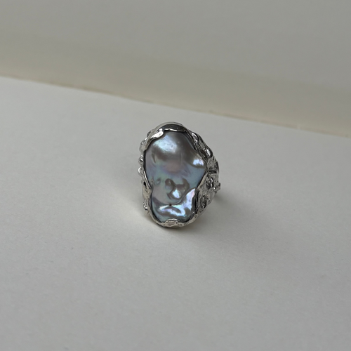 Mama Pearl ring
