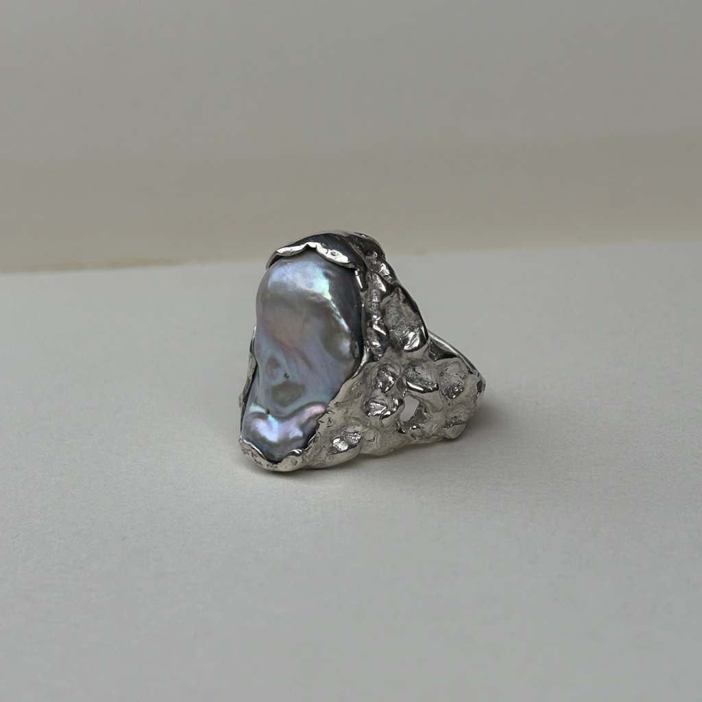 Mama Pearl ring
