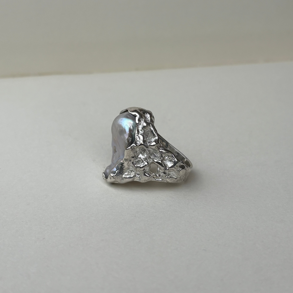 Mama Pearl ring
