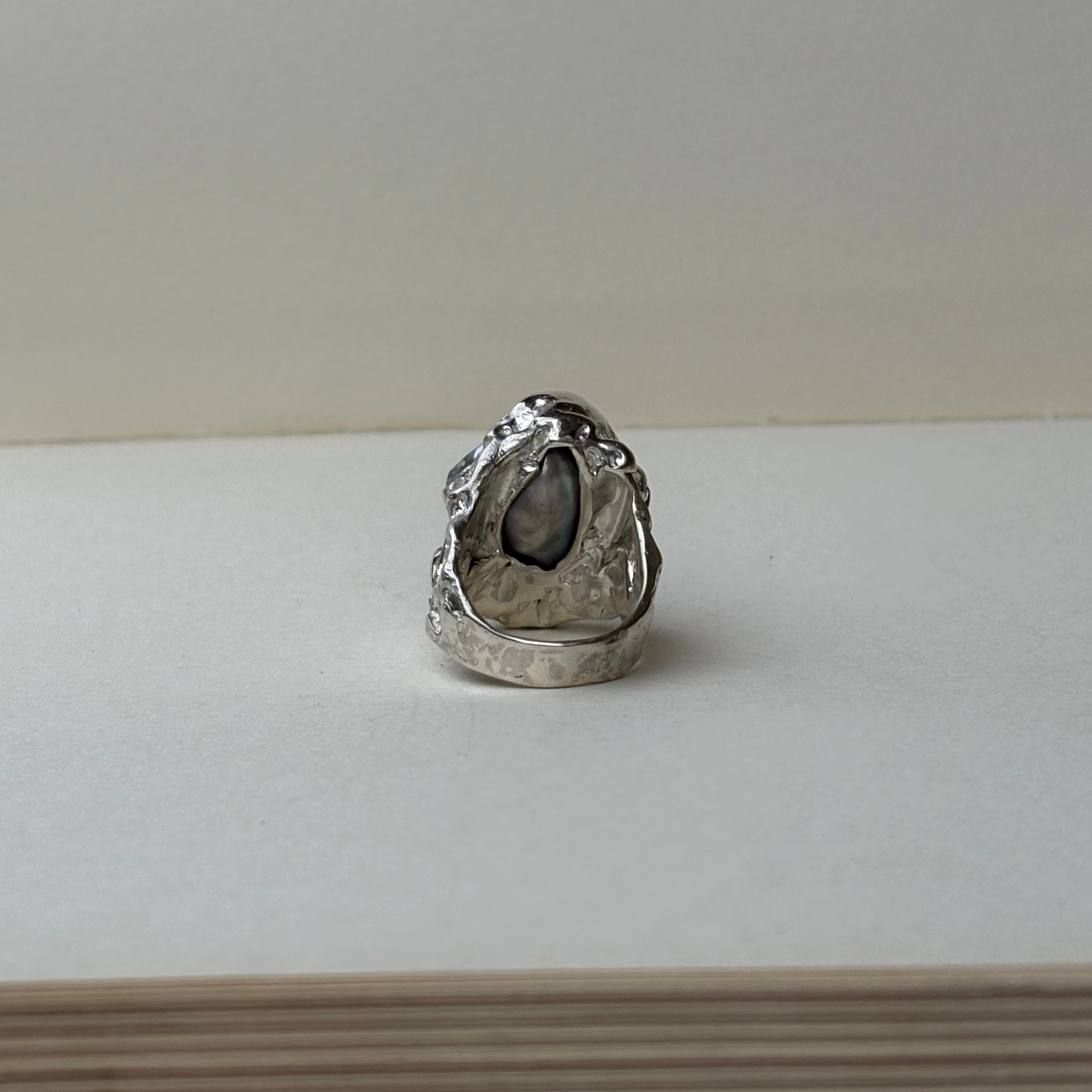 Mama Pearl ring